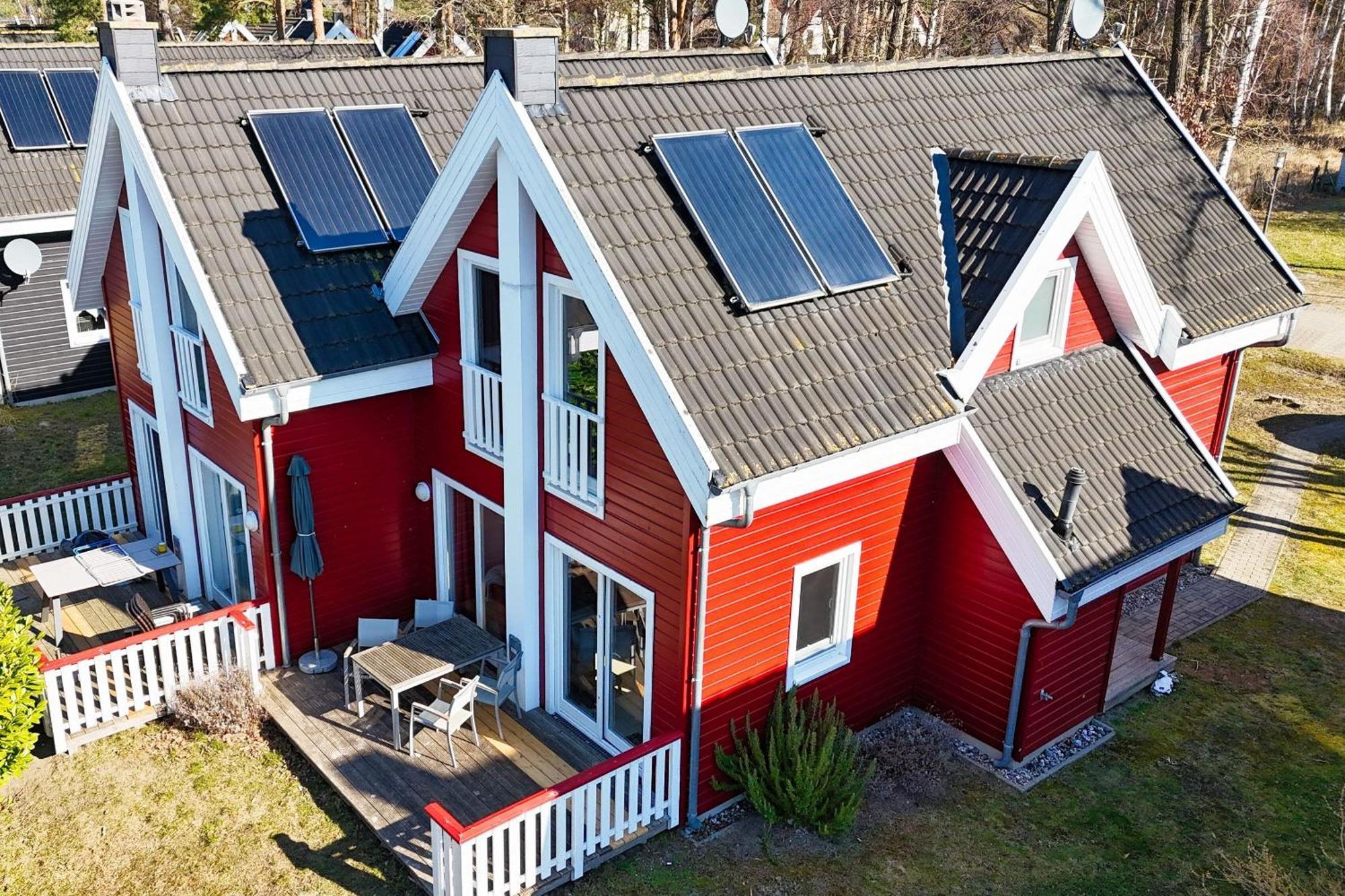 Ferienhaus Wellenlaeufer Haus - Sauna, Terrasse, Garten غلوفي المظهر الخارجي الصورة